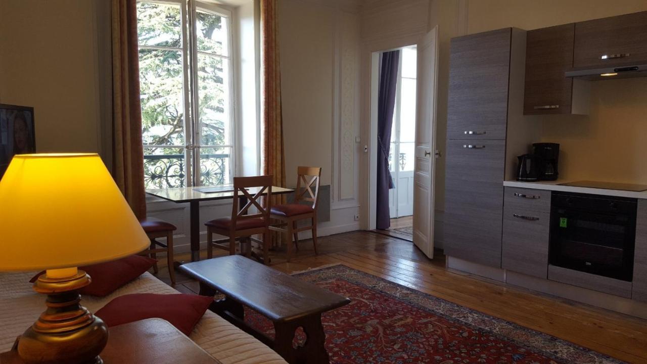 Aparthotel Aux Meubles Du Manoir Aix-les-Bains Exterior foto